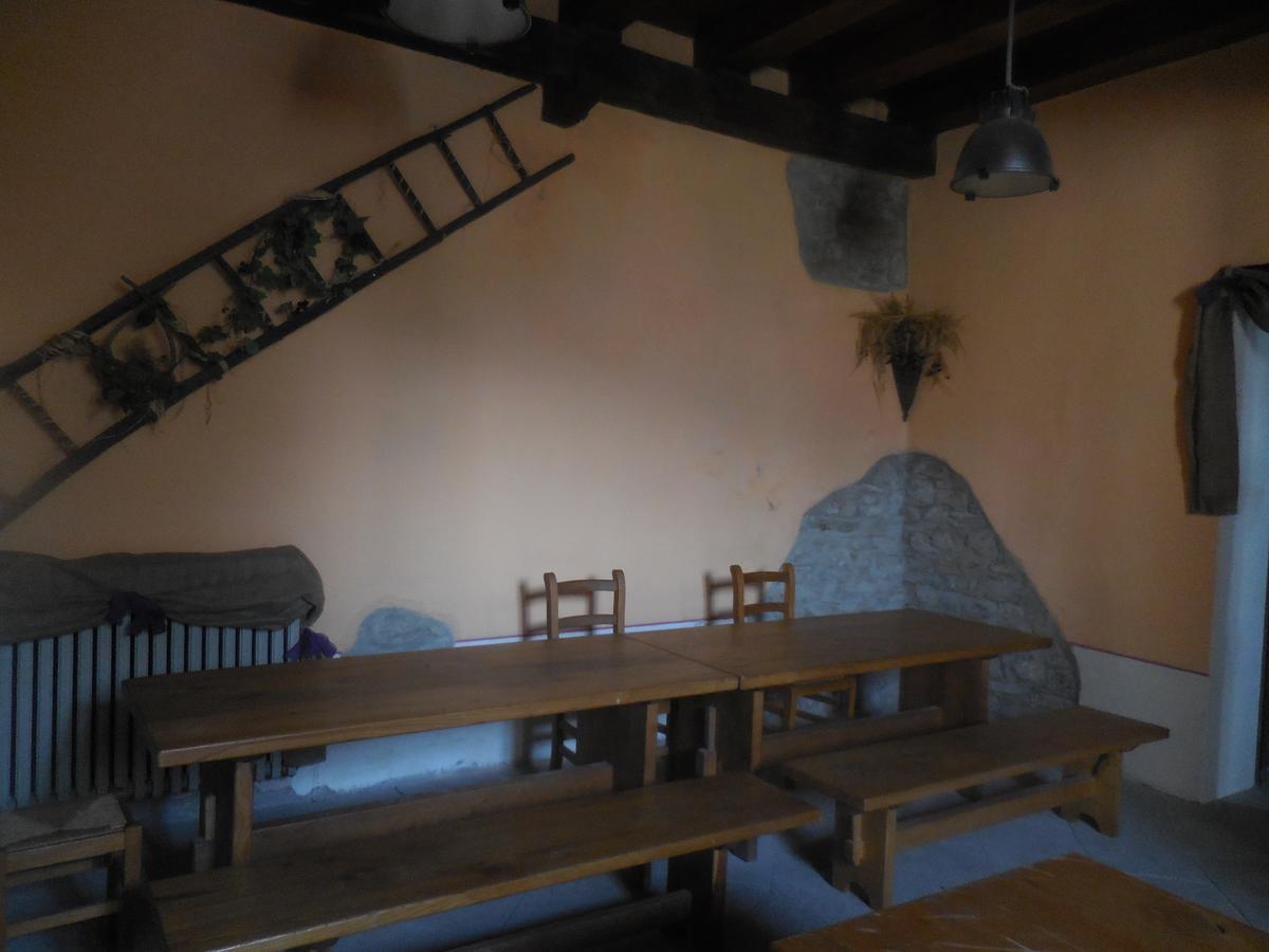 Ostello Podesteria Di Gombola Polinago Buitenkant foto